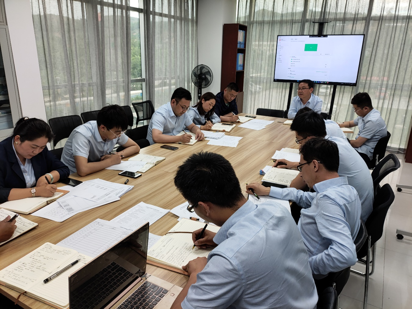 星空入口-星空入口(中国)
平煤机公司开展作风集中整顿月活动第二期工作总结(图1)